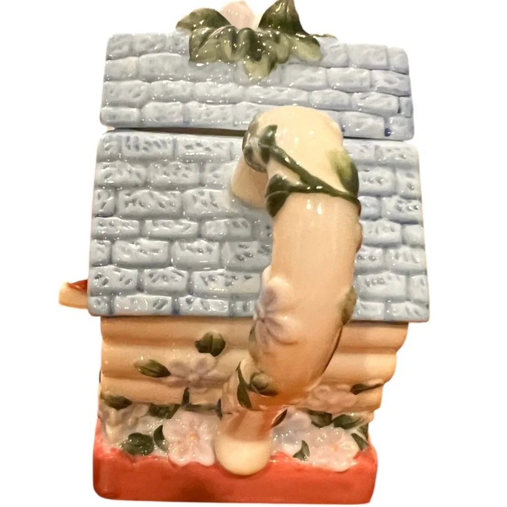 Vintage 1970's Westland Teapot, a Miniature Cottage Birdhouse.